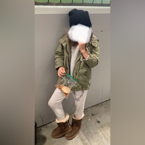 GAP cargo army/sherpa jacket 4T - Picture 2 of 14